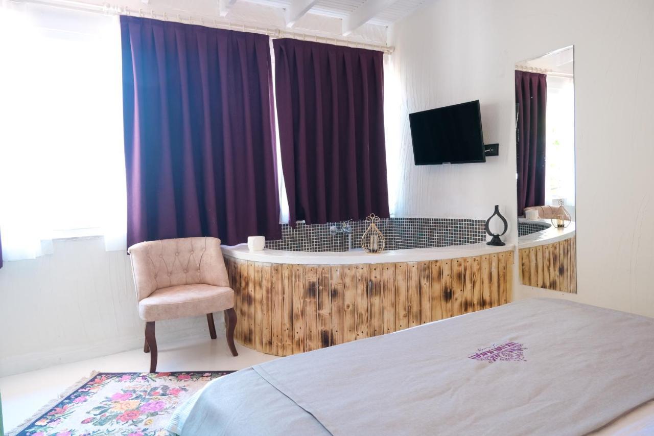 Tek Han Alacati Hotel Exterior photo